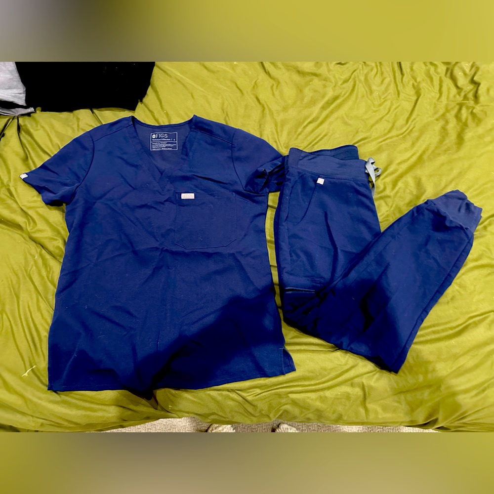 Navy Figs Set